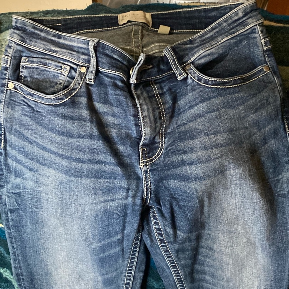 BKE Bootcut jeans size 28L. Medium blue color.